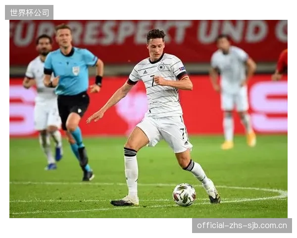 首战遭遇德国战车,艾德沃卡特或祭出五后卫铁桶阵。 首战遭遇德国战车,艾德沃卡特或祭出五后卫铁桶阵。
